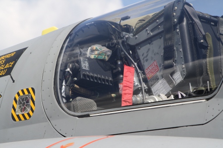 Mirage 2000D details cockpit back
