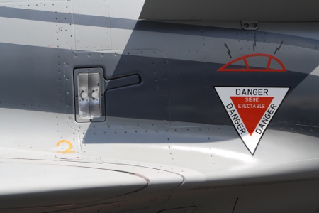 Mirage 2000light wing detail